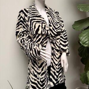 Karen Kane B&W Zebra Faux fur coat - L